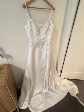 Romantic Bridals Wedding Dress